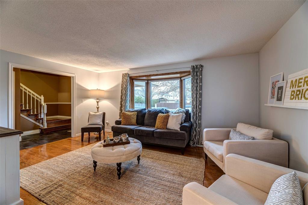 398 TWIN LAKES Drive, Sarnia, Ontario, Canada