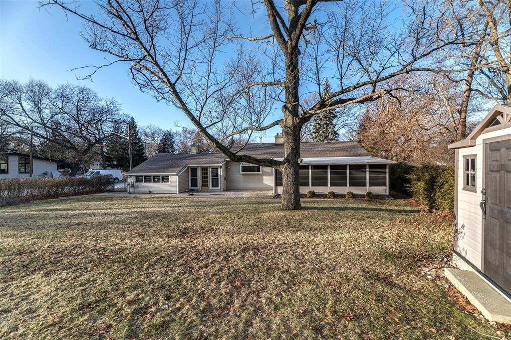 1333 LAKESHORE Road, Sarnia, Ontario, Canada