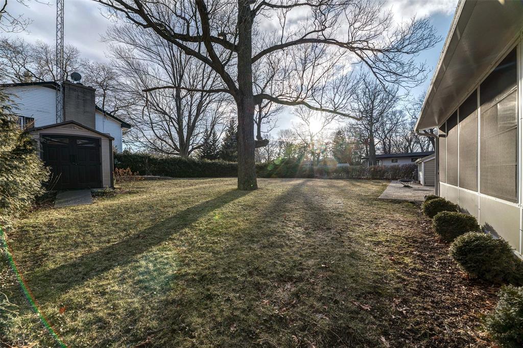 1333 LAKESHORE Road, Sarnia, Ontario, Canada