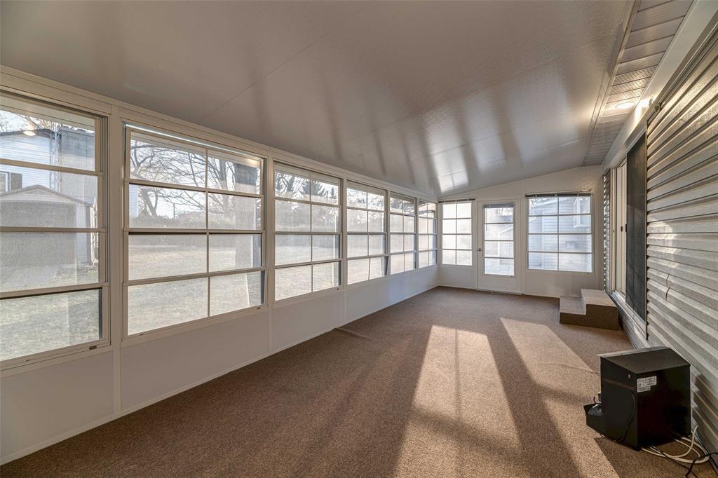 1333 LAKESHORE Road, Sarnia, Ontario, Canada