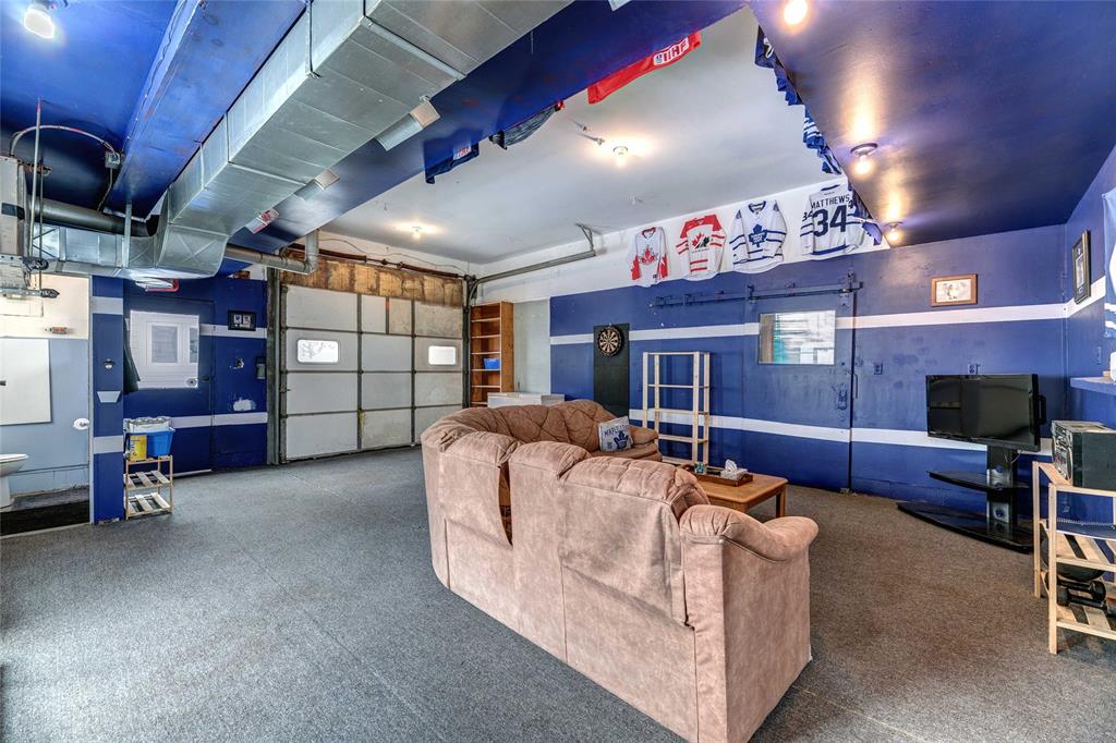 727 ROSS Avenue, Sarnia, Ontario, Canada