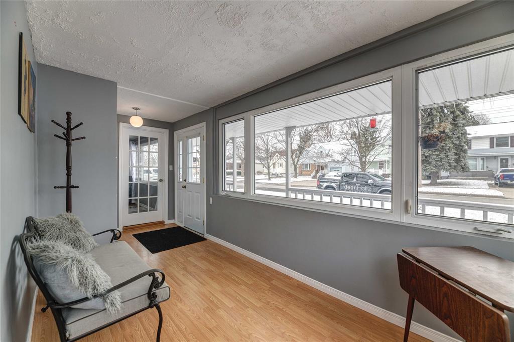 727 ROSS Avenue, Sarnia, Ontario, Canada