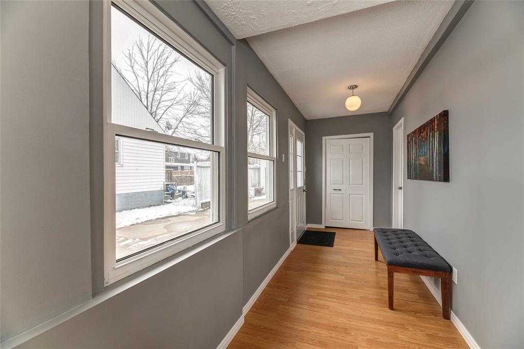 727 ROSS Avenue, Sarnia, Ontario, Canada