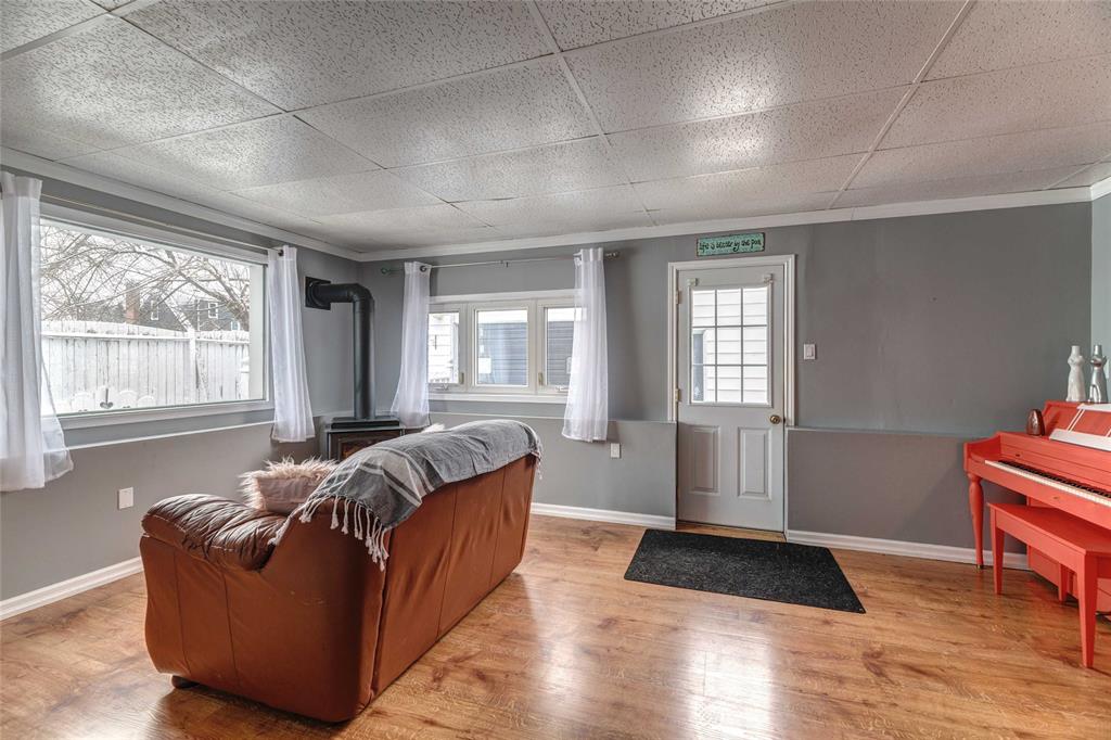 727 ROSS Avenue, Sarnia, Ontario, Canada