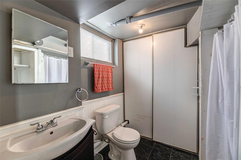 727 ROSS Avenue, Sarnia, Ontario, Canada