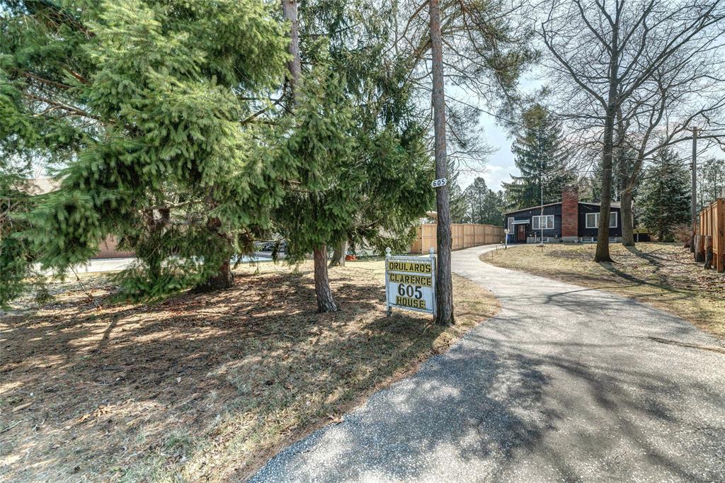 605 LAKESHORE Road, Sarnia, Ontario, Canada