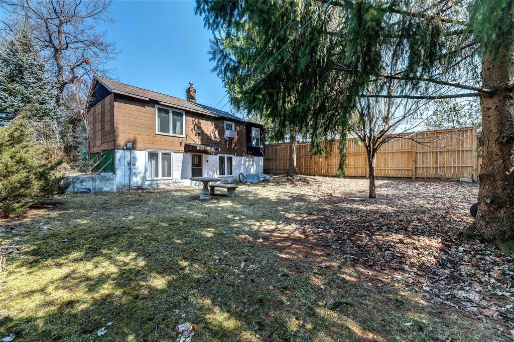 605 LAKESHORE Road, Sarnia, Ontario, Canada