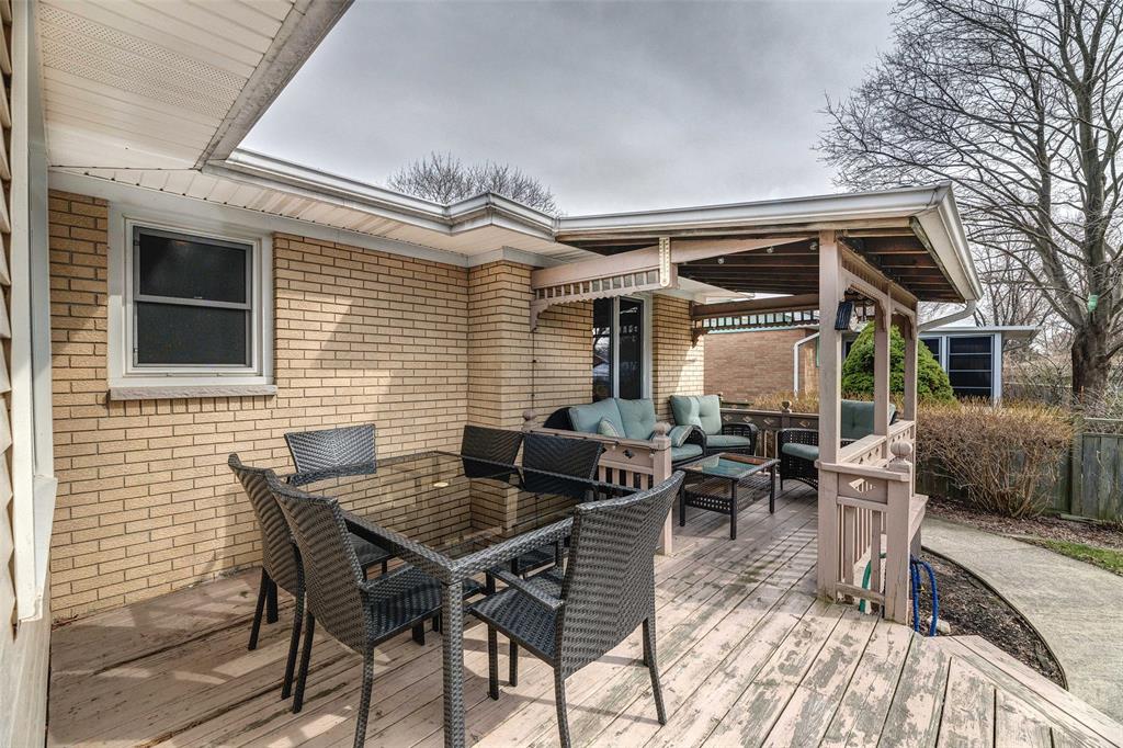 953 BOND Street, Sarnia, Ontario, Canada