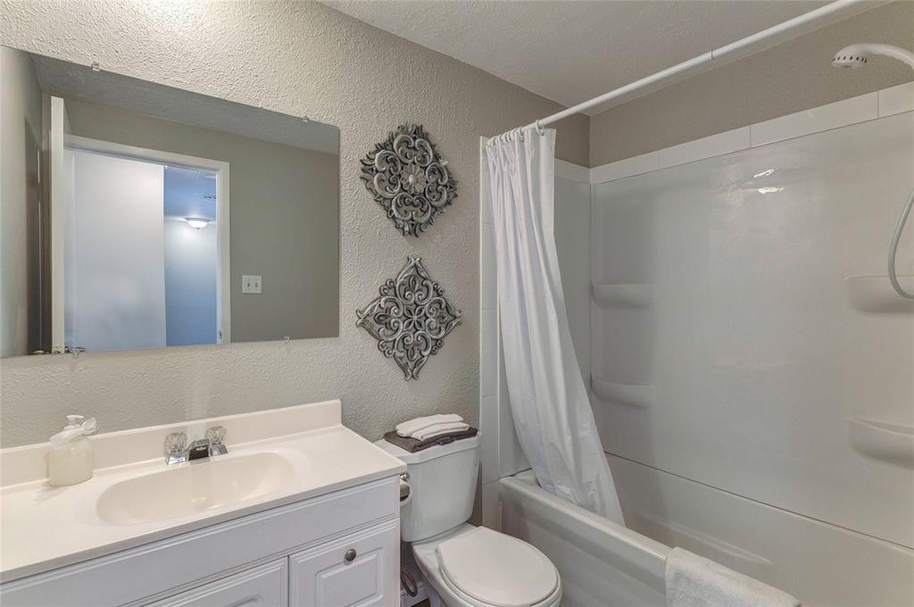 421 CARDIFF Place, Sarnia, Ontario, Canada
