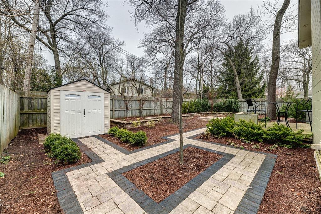 1012 ASPEN Court, Sarnia, Ontario, Canada