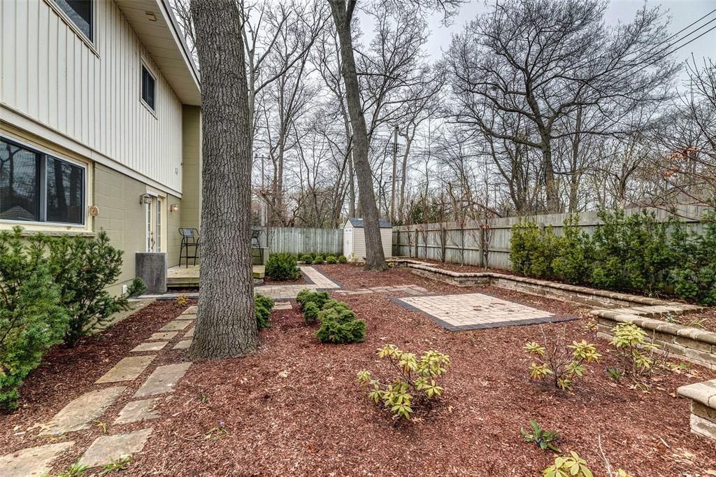 1012 ASPEN Court, Sarnia, Ontario, Canada