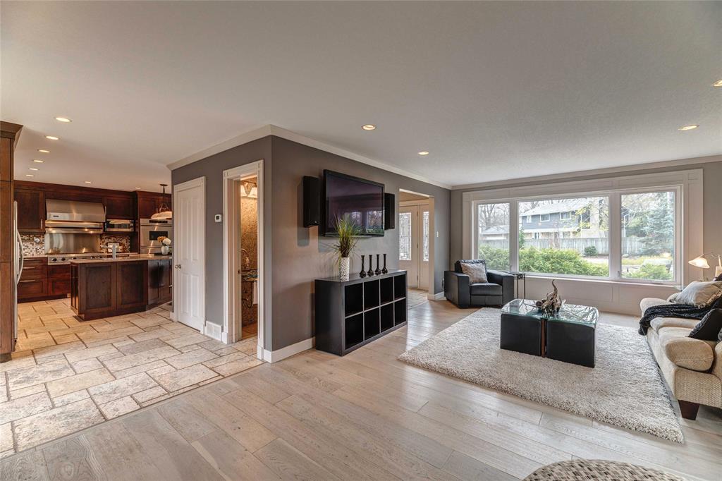 1012 ASPEN Court, Sarnia, Ontario, Canada