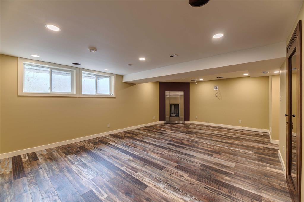 1012 ASPEN Court, Sarnia, Ontario, Canada
