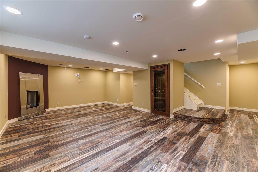 1012 ASPEN Court, Sarnia, Ontario, Canada