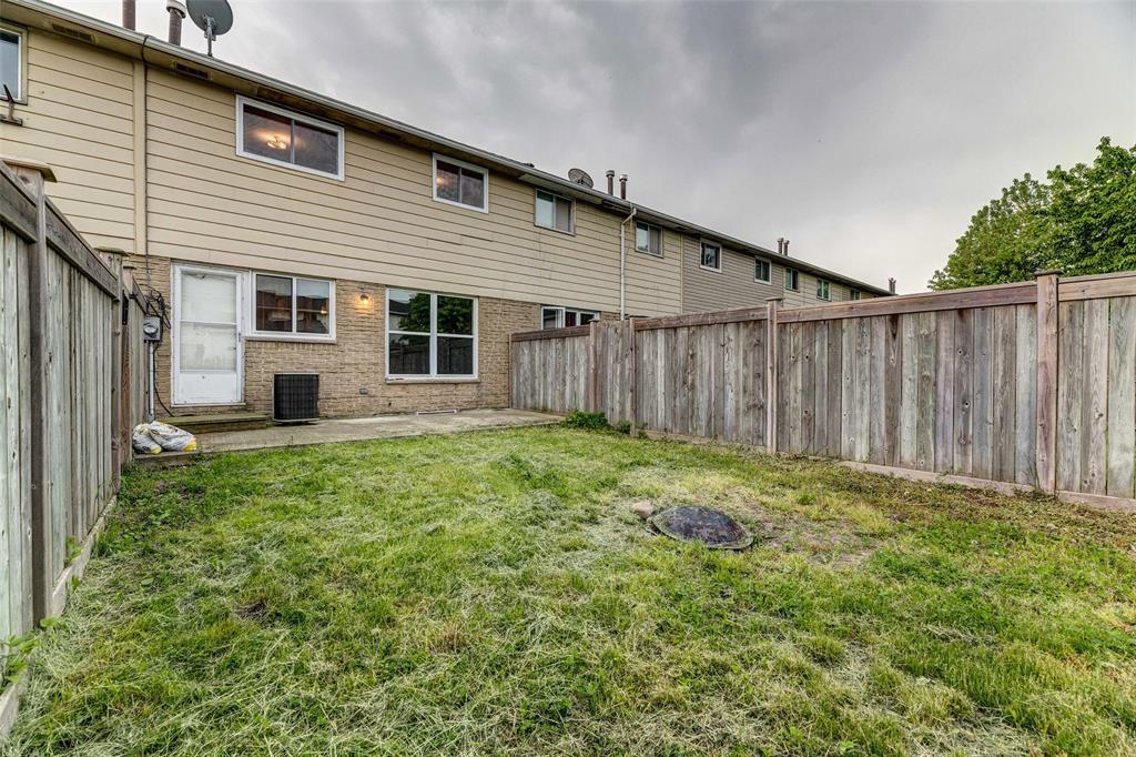 212 BEDFORD Crescent, Sarnia, Ontario, Canada