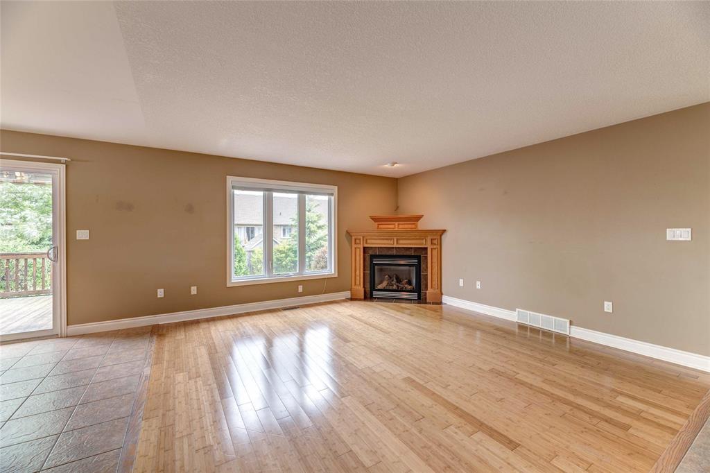 111 MADISON D ANDREA Avenue, Sarnia, Ontario, Canada