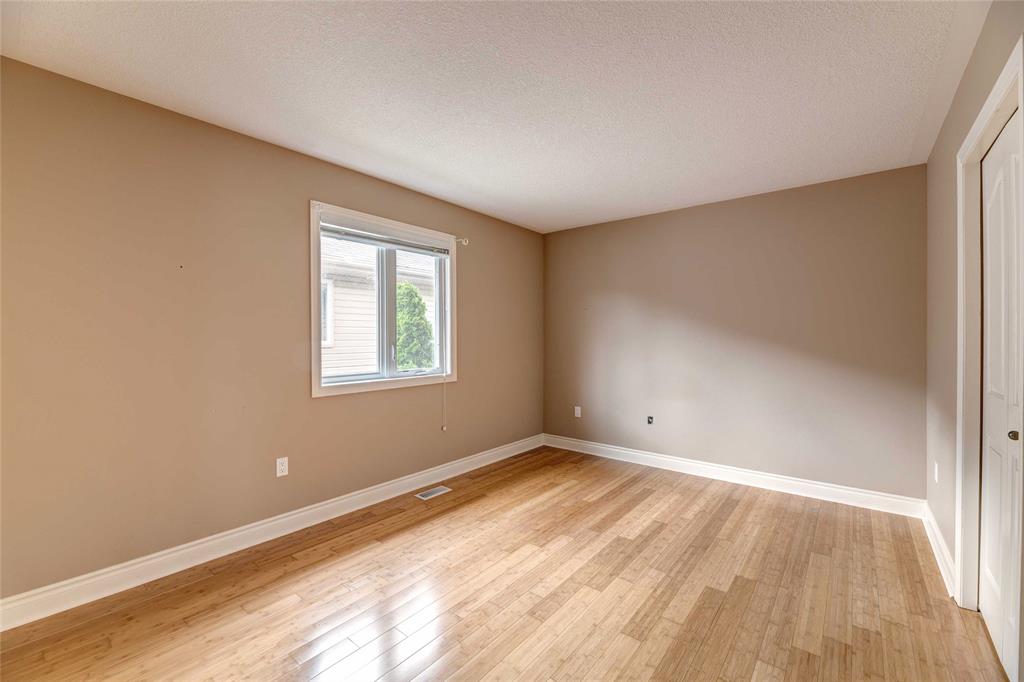 111 MADISON D ANDREA Avenue, Sarnia, Ontario, Canada