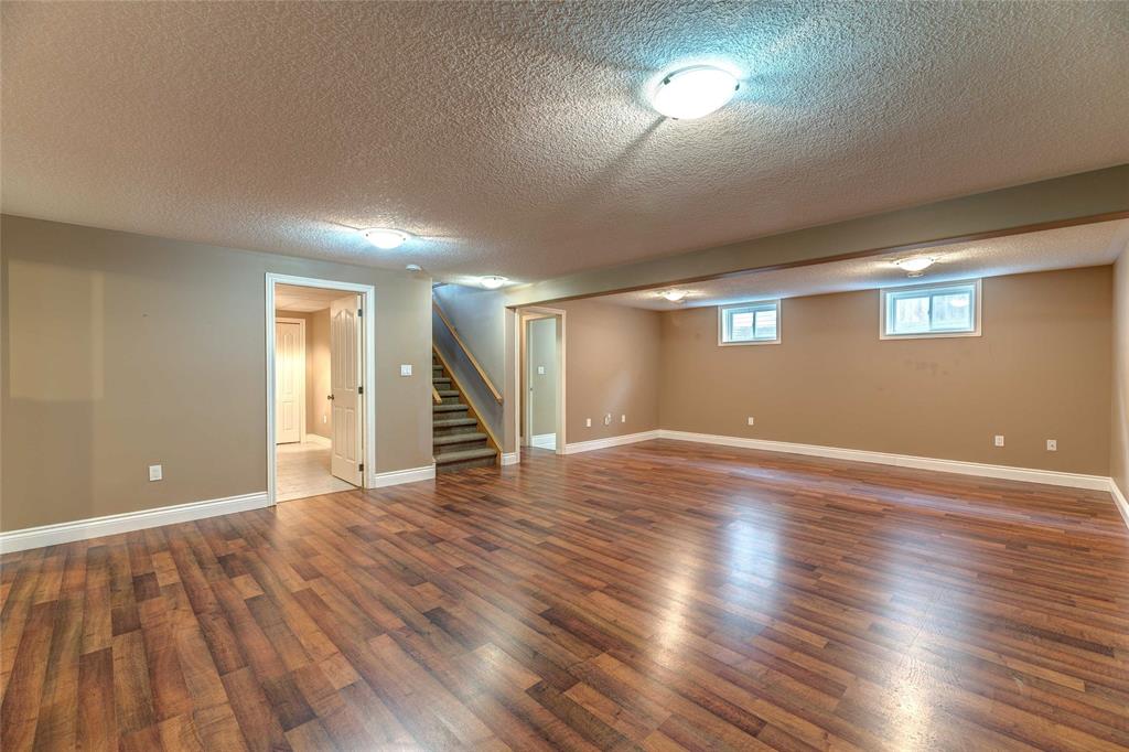 111 MADISON D ANDREA Avenue, Sarnia, Ontario, Canada