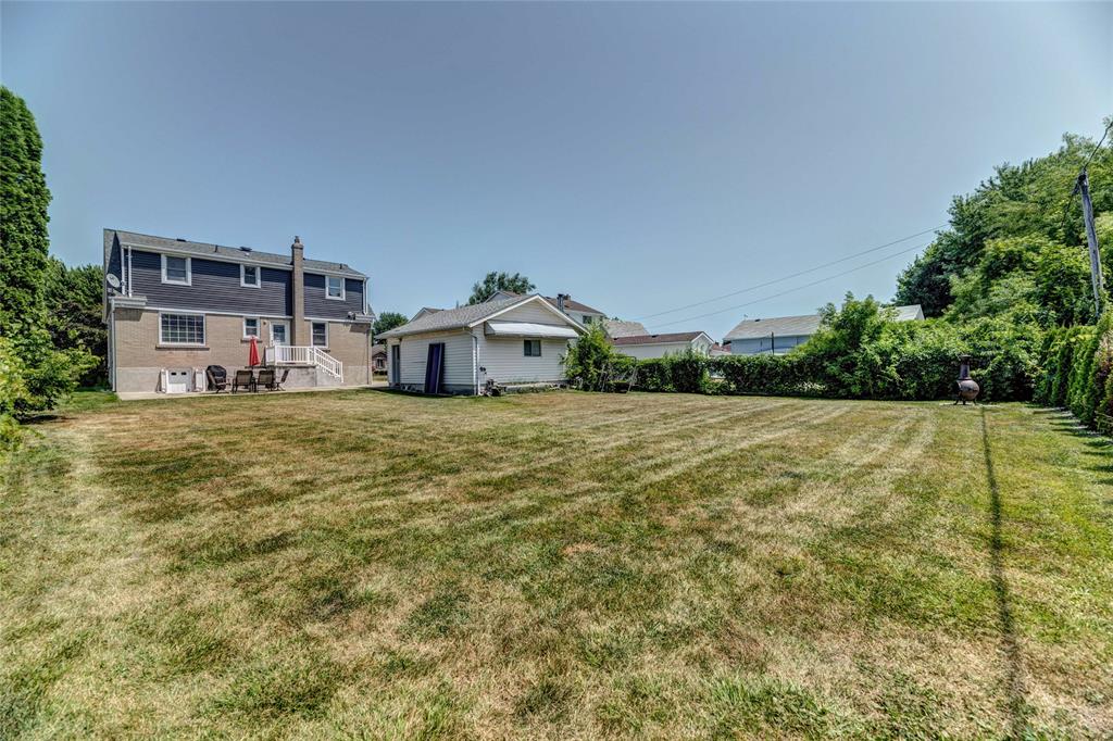 410 HELENA Street, Point Edward, Ontario, Canada