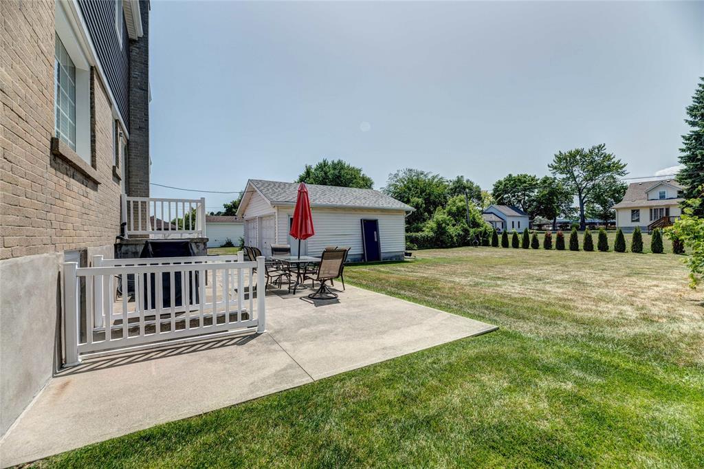 410 HELENA Street, Point Edward, Ontario, Canada