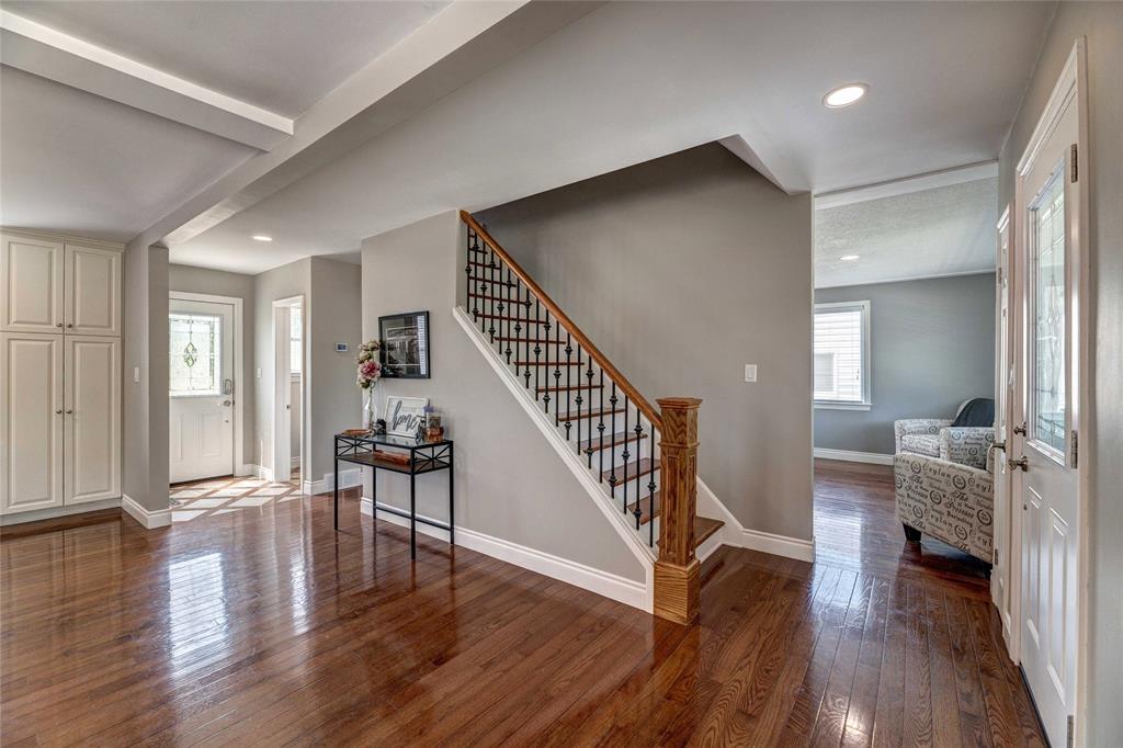 410 HELENA Street, Point Edward, Ontario, Canada