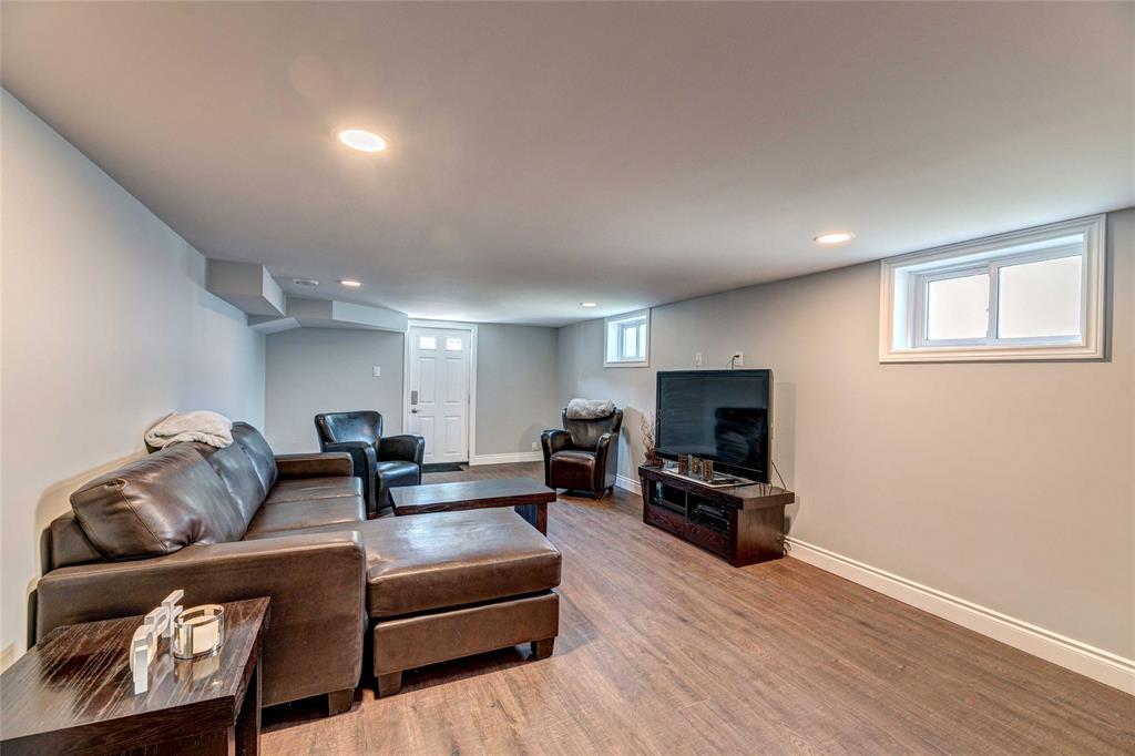 410 HELENA Street, Point Edward, Ontario, Canada