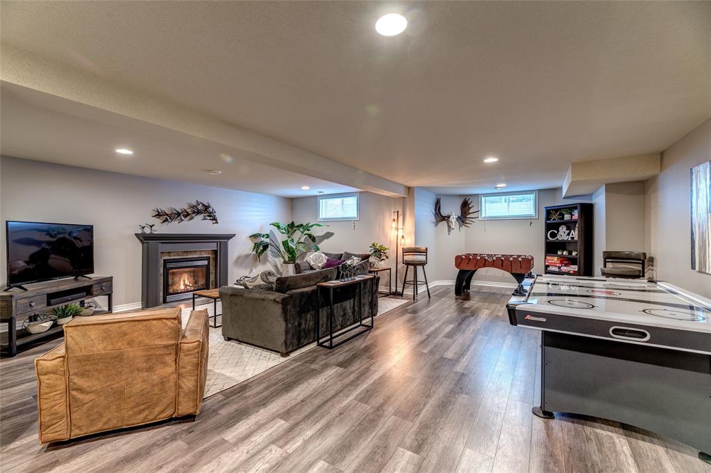 6745 OLD MILL Road, Plympton-Wyoming, Ontario, Canada