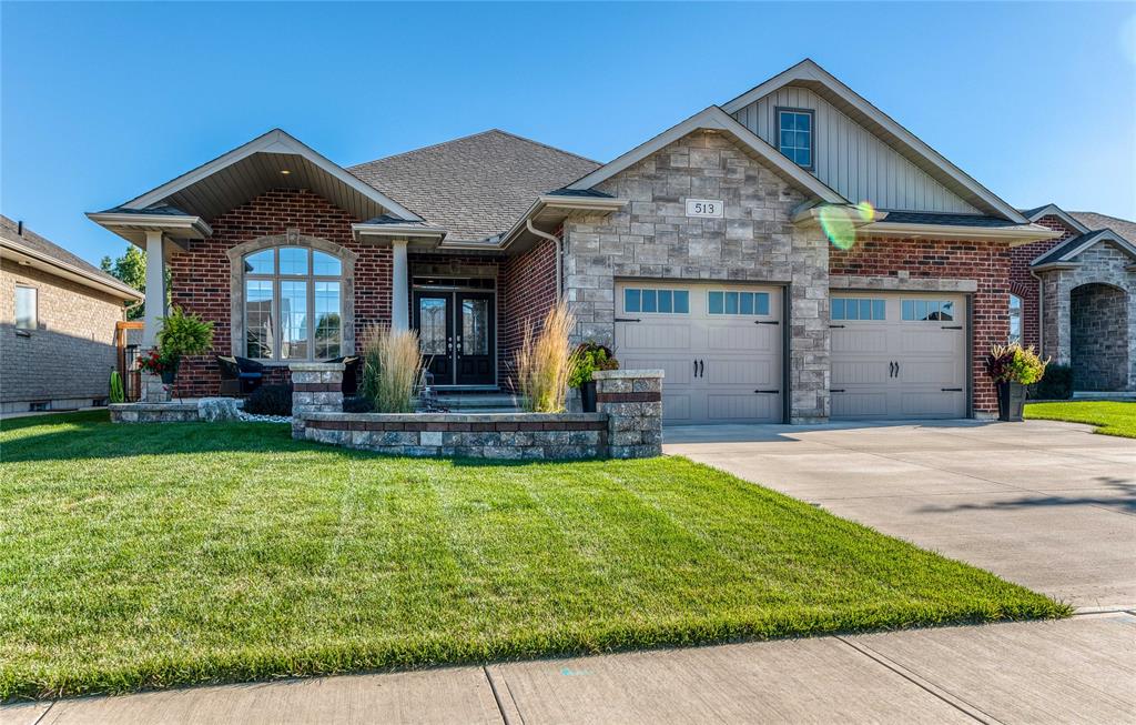 513 GLEN ABBEY Drive, Sarnia, Ontario, Canada