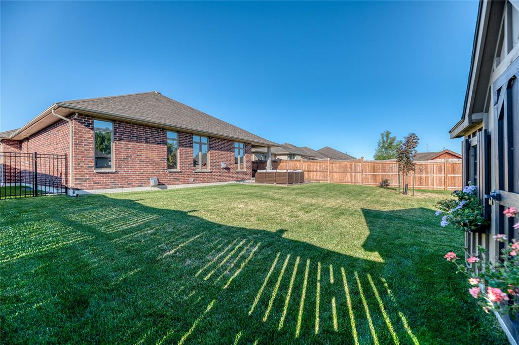 513 GLEN ABBEY Drive, Sarnia, Ontario, Canada