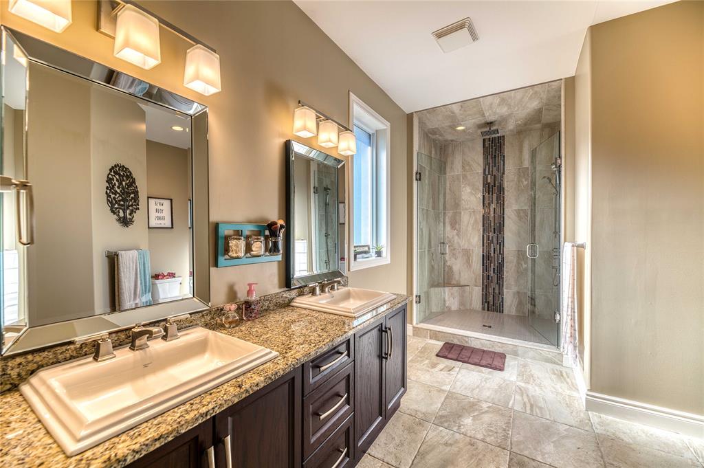 513 GLEN ABBEY Drive, Sarnia, Ontario, Canada