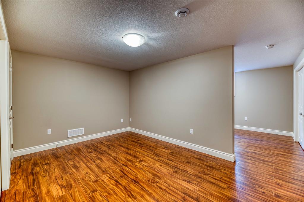 513 GLEN ABBEY Drive, Sarnia, Ontario, Canada