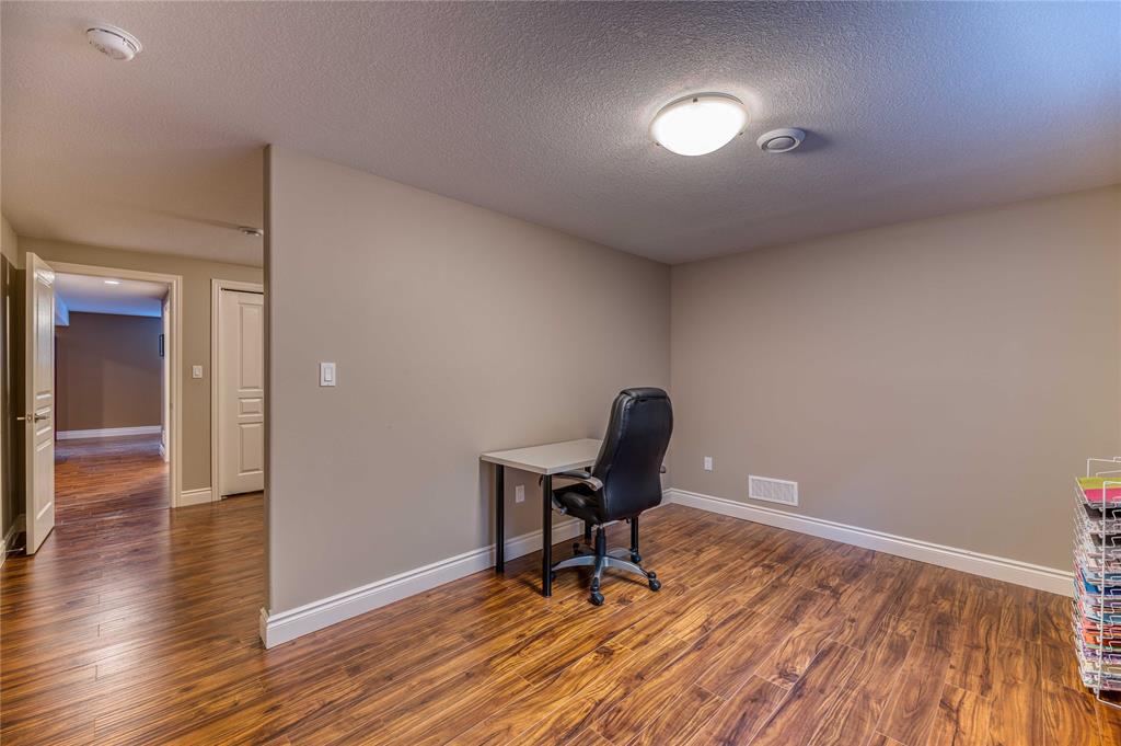 513 GLEN ABBEY Drive, Sarnia, Ontario, Canada