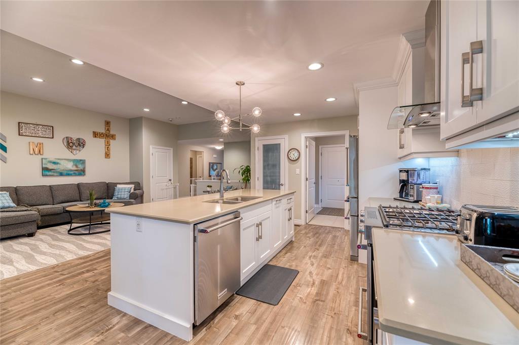 87 Newcastle Drive, Sarnia, Ontario, Canada
