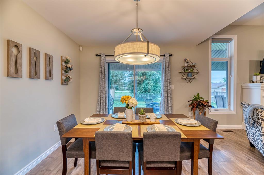 87 Newcastle Drive, Sarnia, Ontario, Canada