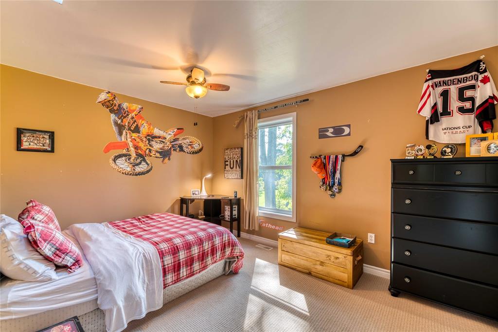 6481 BRIGDEN Road, Sarnia, Ontario, Canada