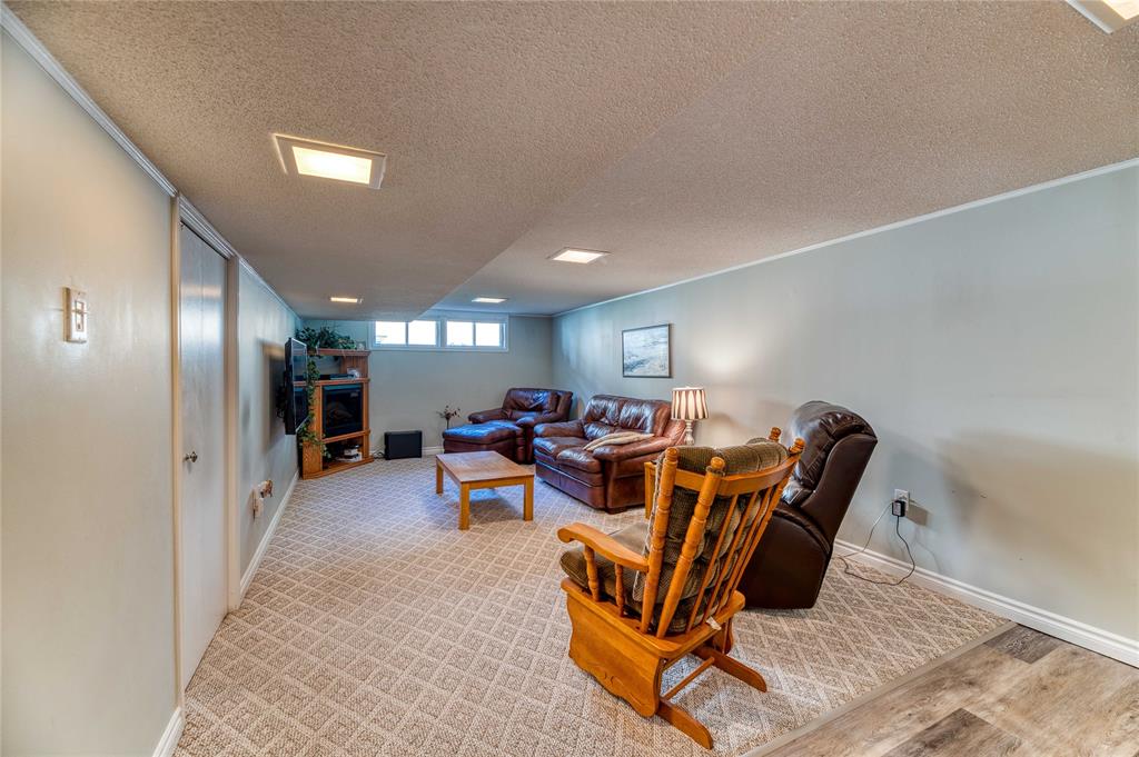1287 SWEDEN Street, Sarnia, Ontario, Canada