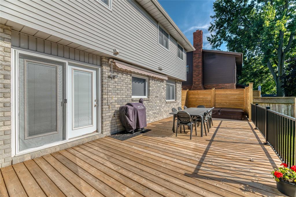 2382 SCHAFER Court, Sarnia, Ontario, Canada