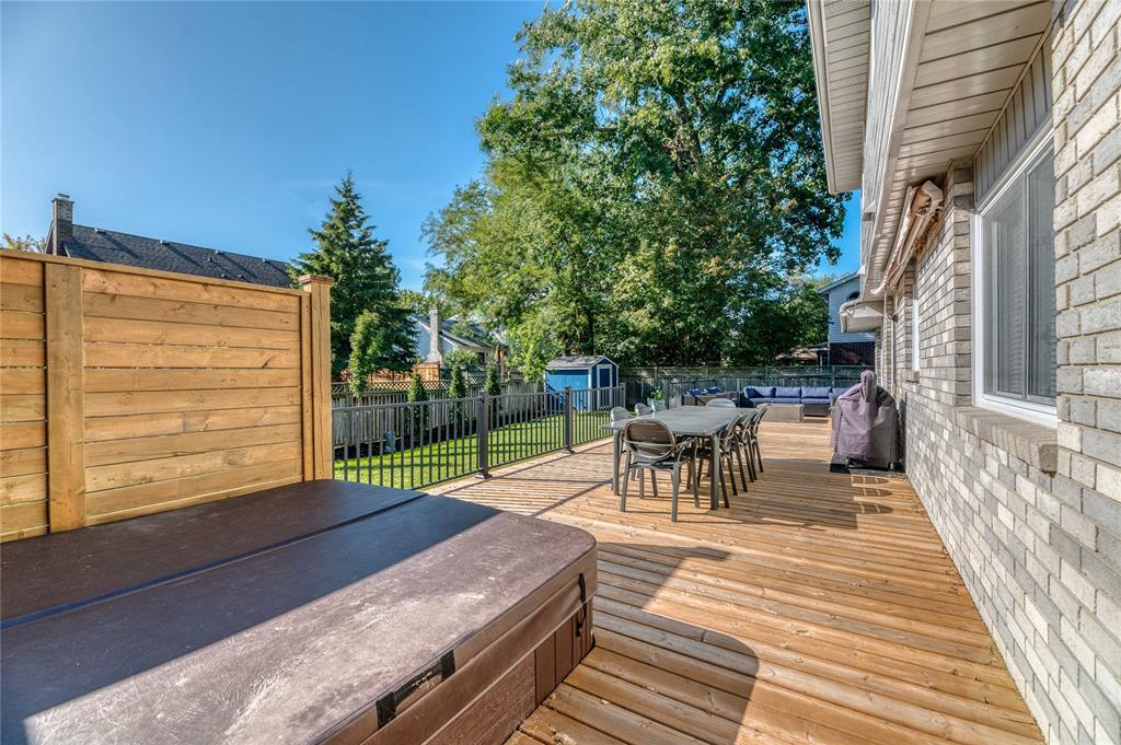 2382 SCHAFER Court, Sarnia, Ontario, Canada
