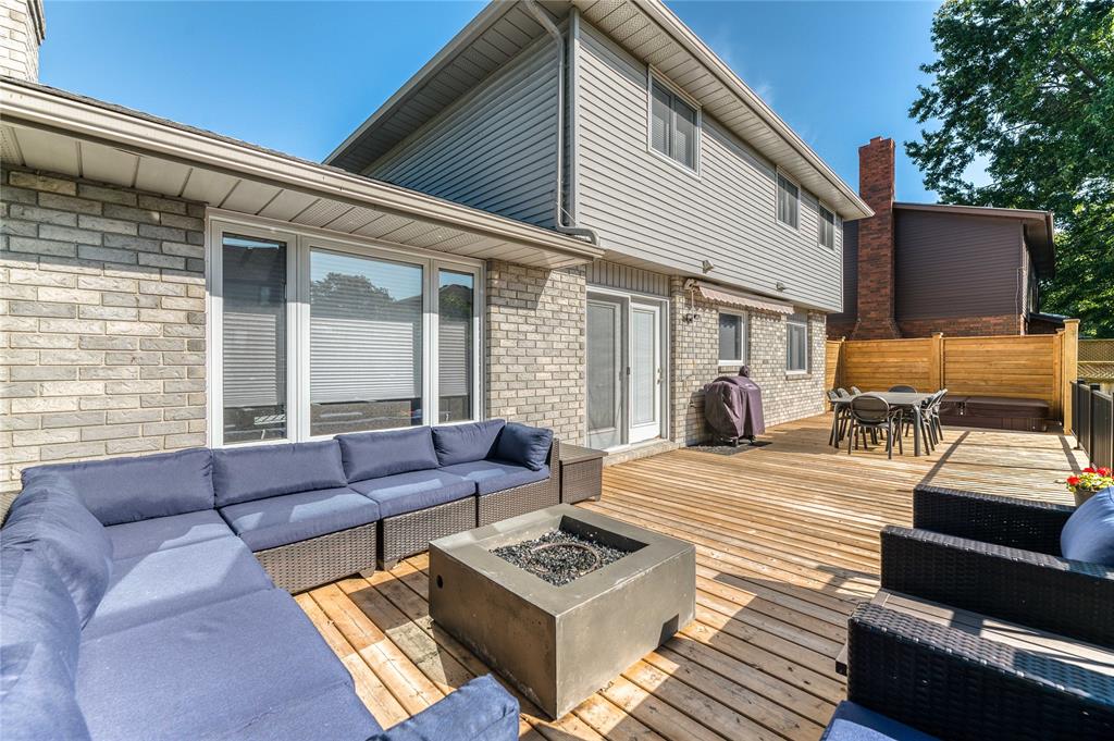 2382 SCHAFER Court, Sarnia, Ontario, Canada