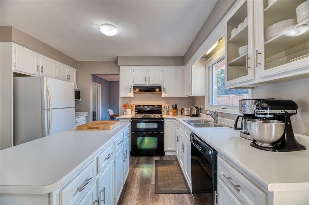 2382 SCHAFER Court, Sarnia, Ontario, Canada