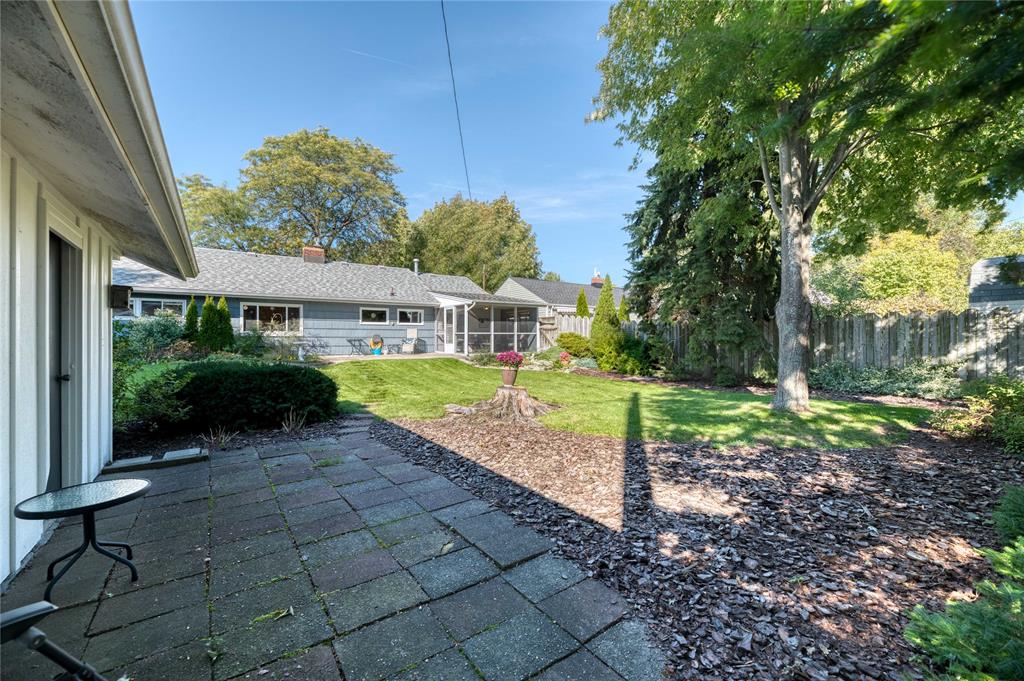 881 BURR Street, Sarnia, Ontario, Canada
