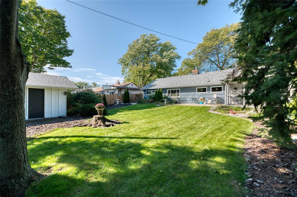881 BURR Street, Sarnia, Ontario, Canada