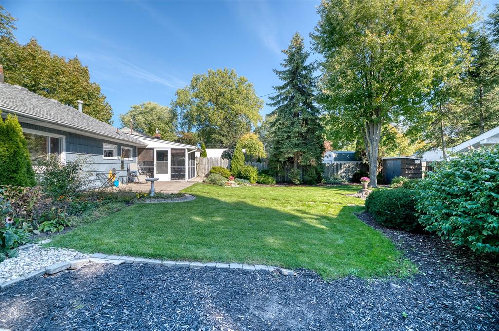 881 BURR Street, Sarnia, Ontario, Canada