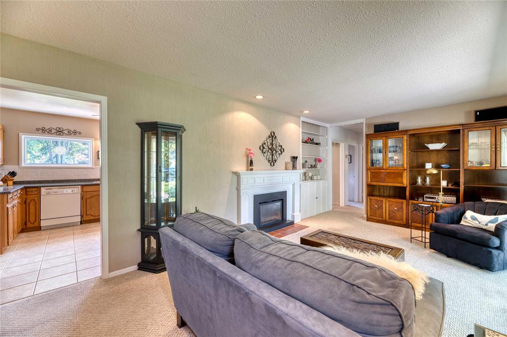 881 BURR Street, Sarnia, Ontario, Canada