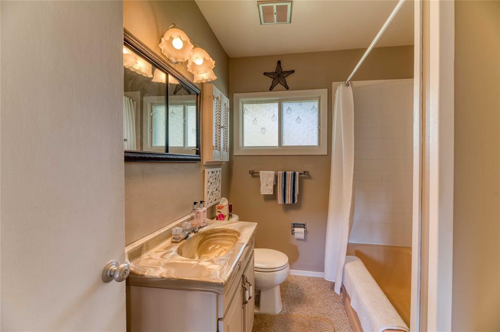 881 BURR Street, Sarnia, Ontario, Canada