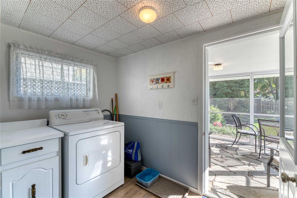 881 BURR Street, Sarnia, Ontario, Canada