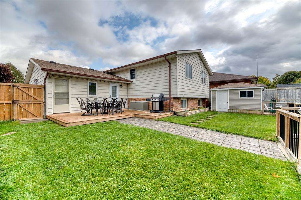 52 WILLOW GLEN Court, Sarnia, Ontario, Canada