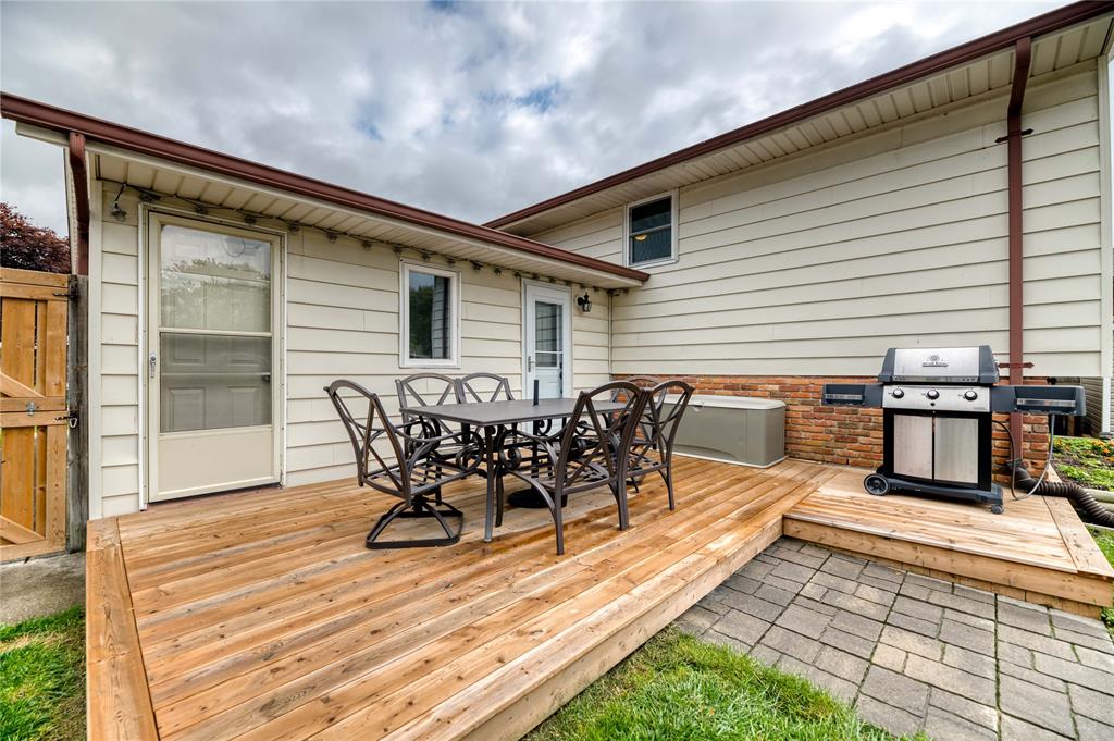 52 WILLOW GLEN Court, Sarnia, Ontario, Canada