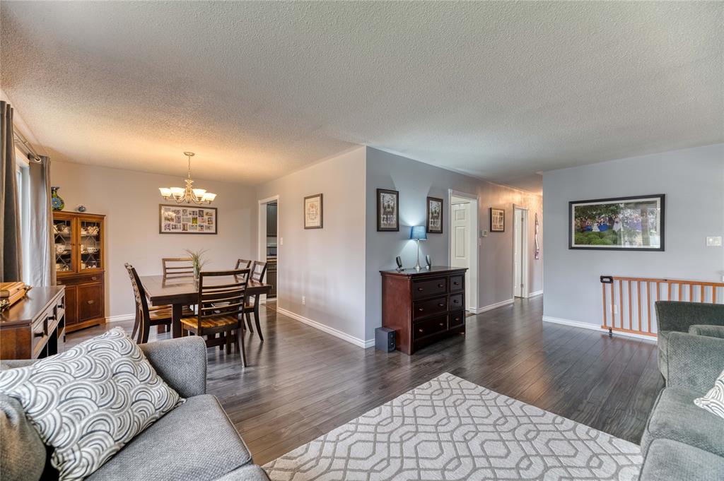 52 WILLOW GLEN Court, Sarnia, Ontario, Canada