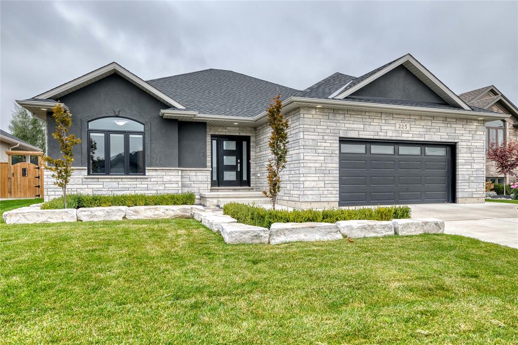 225 PAOLO Street, Sarnia, Ontario, Canada